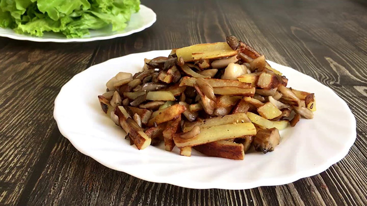 вешенки с луком и картофелем